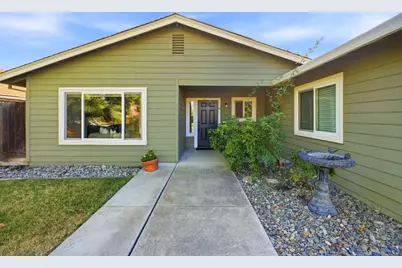 1101 Marne Dr, Hollister, CA 95023 - Photo 2