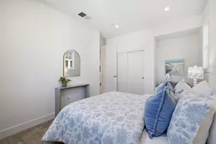 18859 Montalvo Oaks Cir, Monte Sereno, CA 95030 - Photo 20