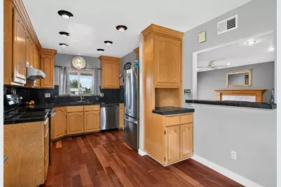 1659 Hood Ct, Santa Clara, CA 95051 - Photo 10