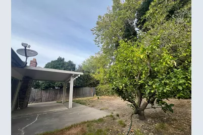 7049 Reichmuth Way, Sacramento, CA 95831 - Photo 24