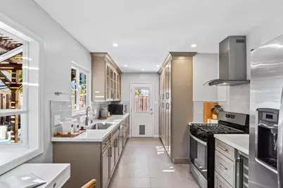 885 Coachella Ave, Sunnyvale, CA 94085 - Photo 10