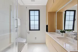 137 Oakview Dr, San Carlos, CA 94070 - Photo 36