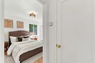2504 Spring St, Redwood City, CA 94063 - Photo 30
