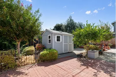 1951 Memorial Dr, Hollister, CA 95023 - Photo 36