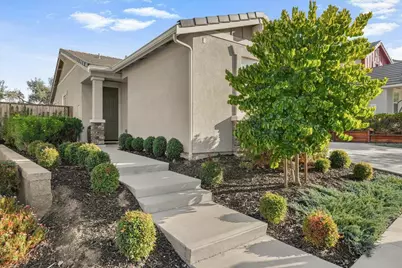7050 Vintner Ct, Gilroy, CA 95020 - Photo 2