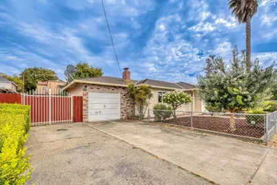 875 Suiter St, Hollister, CA 95023 - Photo 2