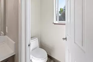 1040 Bison Way, Salinas, CA 93905 - Photo 18