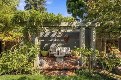760 Edgewood Rd, San Mateo, CA 94402 - Photo 64
