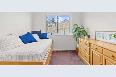230 Curtis St, San Francisco, CA 94112 - Photo 22