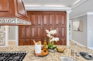 11583 Upland Way, Cupertino, CA 95014 - Photo 38