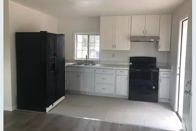 672 Irwin Ln, Santa Rosa, CA 95401 - Photo 10