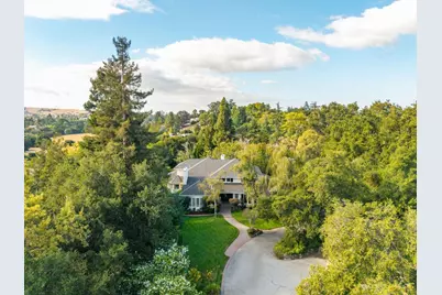 26169 Rancho Manuella Ln, Los Altos Hills, CA 94022 - Photo 2