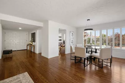 8 Toledo Ct, Burlingame, CA 94010 - Photo 14