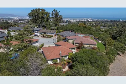 8 Toledo Ct, Burlingame, CA 94010 - Photo 64