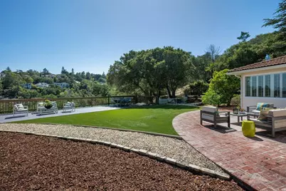 8 Toledo Ct, Burlingame, CA 94010 - Photo 58