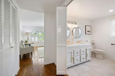 8 Toledo Ct, Burlingame, CA 94010 - Photo 18