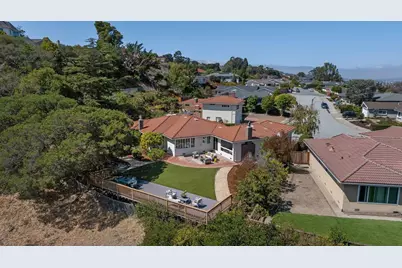 8 Toledo Ct, Burlingame, CA 94010 - Photo 4