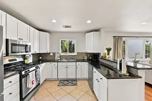 425 N 7th St, San Jose, CA 95112 - Photo 14