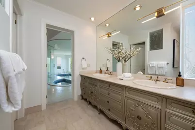 100 Southdown Ct, Hillsborough, CA 94010 - Photo 16