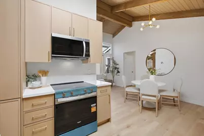 22944 Longdown Rd, Cupertino, CA 95014 - Photo 12