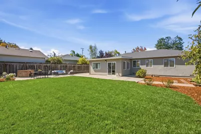 10582 Lonna Ln, Cupertino, CA 95014 - Photo 30