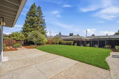 10582 Lonna Ln, Cupertino, CA 95014 - Photo 32