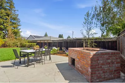 10582 Lonna Ln, Cupertino, CA 95014 - Photo 34