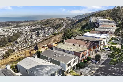 223 Oakridge Dr, Daly City, CA 94014 - Photo 2