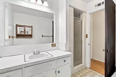 1010 S Baywood Ave, San Jose, CA 95128 - Photo 38