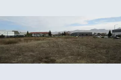 2300 Bert Dr, Hollister, CA 95023 - Photo 6