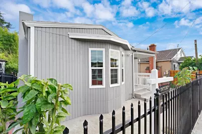 2568 63rd Ave, Oakland, CA 94605 - Photo 2