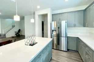 24500 Autumn Mist Wy, Hayward, CA 94544 - Photo 2