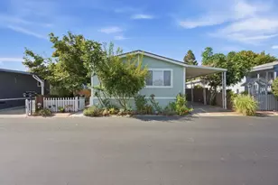 486 Pomegranate Ln 486, San Jose, CA 95134 - Photo 1