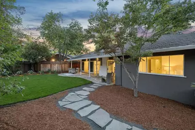 160 Lois Ln, Palo Alto, CA 94303 - Photo 20