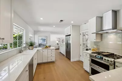 160 Lois Ln, Palo Alto, CA 94303 - Photo 8