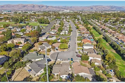 2199 Avenida De Las Flores, Santa Clara, CA 95054 - Photo 34