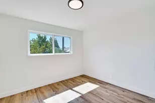 208 Whirlaway Dr, San Jose, CA 95111 - Photo 32