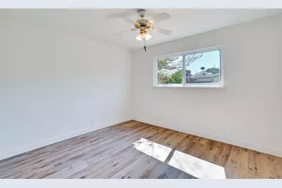 208 Whirlaway Dr, San Jose, CA 95111 - Photo 20
