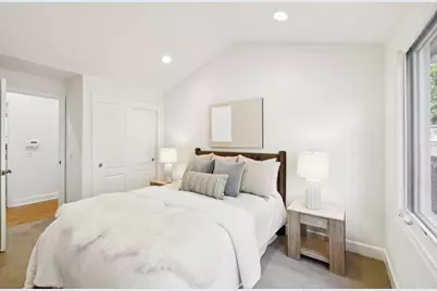 124 Yerba Santa Ave, Los Altos, CA 94022 - Photo 44