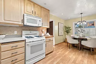 1079 Crestwood Dr, South San Francisco, CA 94080 - Photo 14