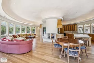 12500 Corbetta Ln, Los Altos Hills, CA 94022 - Photo 32