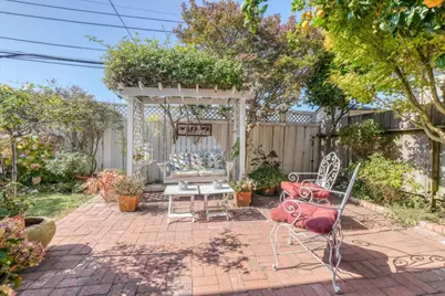 1119 Sunnyside Dr, South San Francisco, CA 94080 - Photo 24