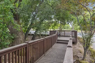 1565 Stanford Ave, Palo Alto, CA 94306 - Photo 16