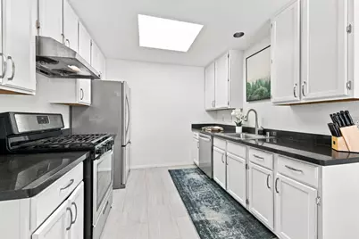 Meade Ave, San Francisco, CA 94124 - Photo 12