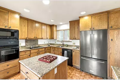 610 Aquarius Ln, Foster City, CA 94404 - Photo 18