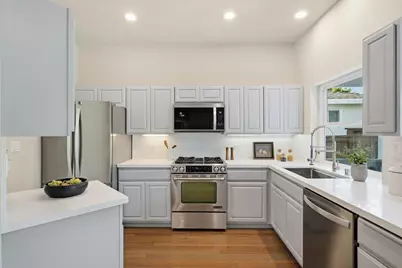 154 San Carlos Ave, Redwood City, CA 94061 - Photo 12