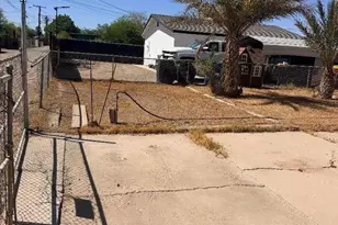 309 Magnolia, El Centro, CA 92243 - Photo 6
