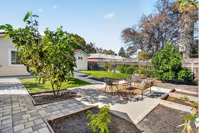 586 Borregas Ave, Sunnyvale, CA 94085 - Photo 32