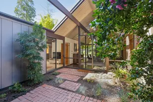 1070 Harriet St, Palo Alto, CA 94301 - Photo 2