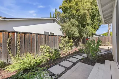 832 Mary Ct, Campbell, CA 95008 - Photo 40